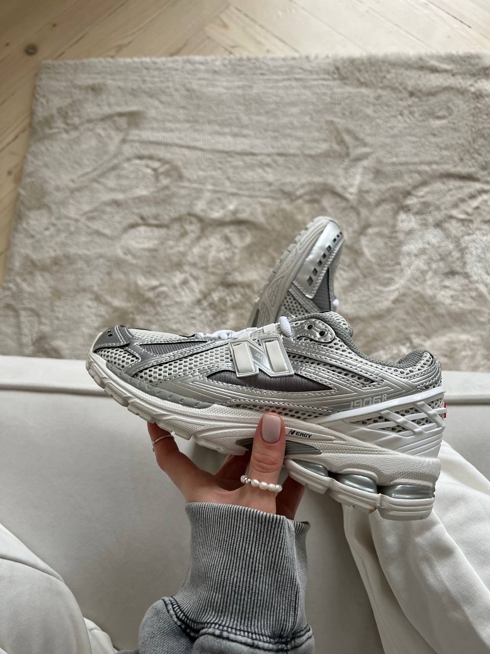 New Balance 1906D grey