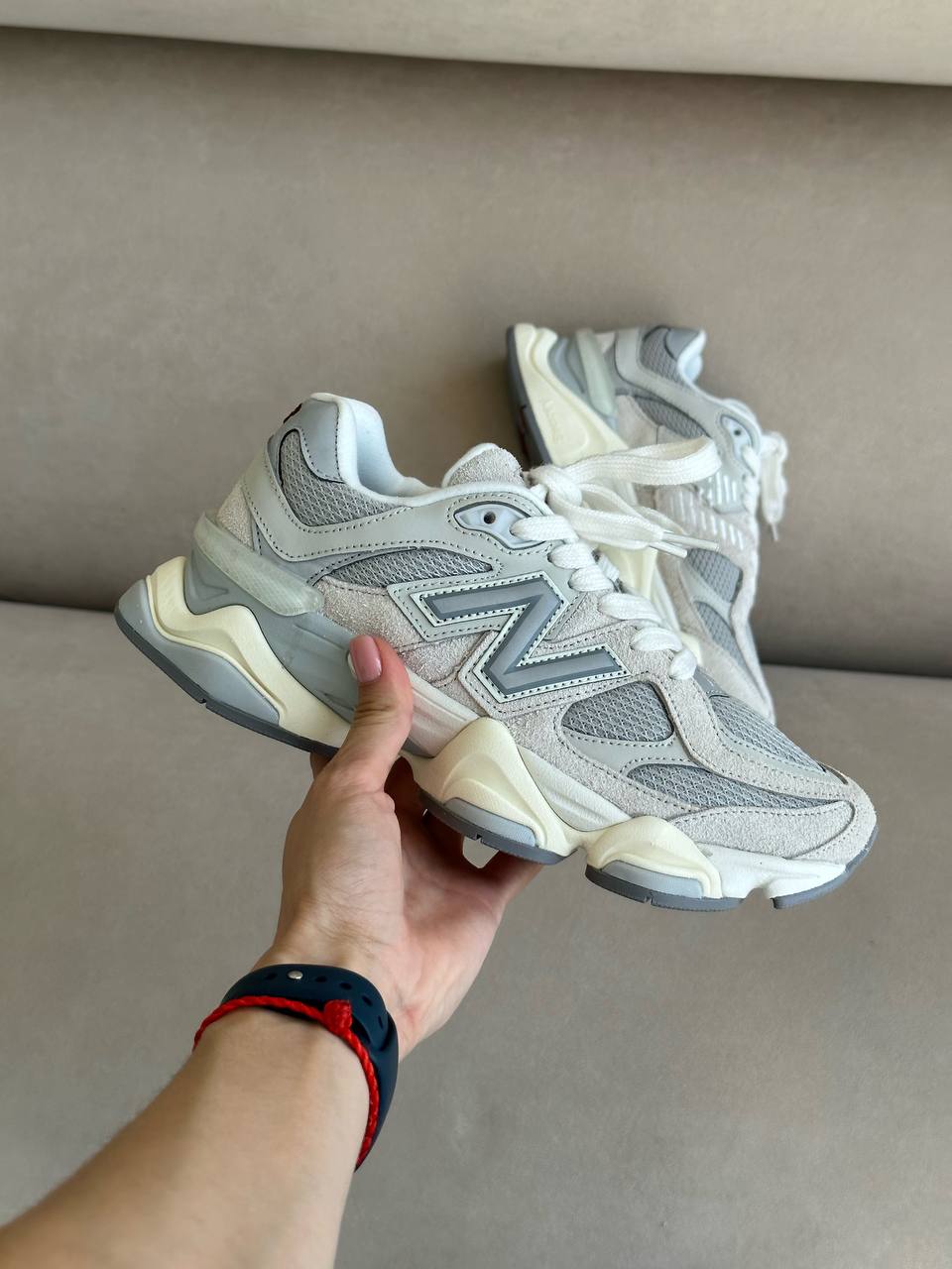 New Balance 9060 Light Grey