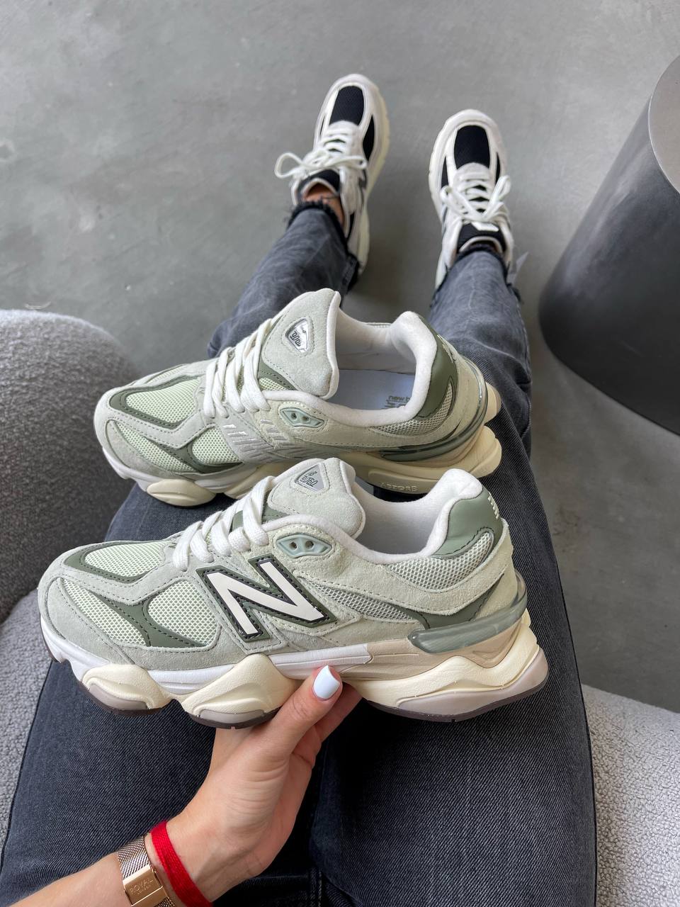New Balance 9060