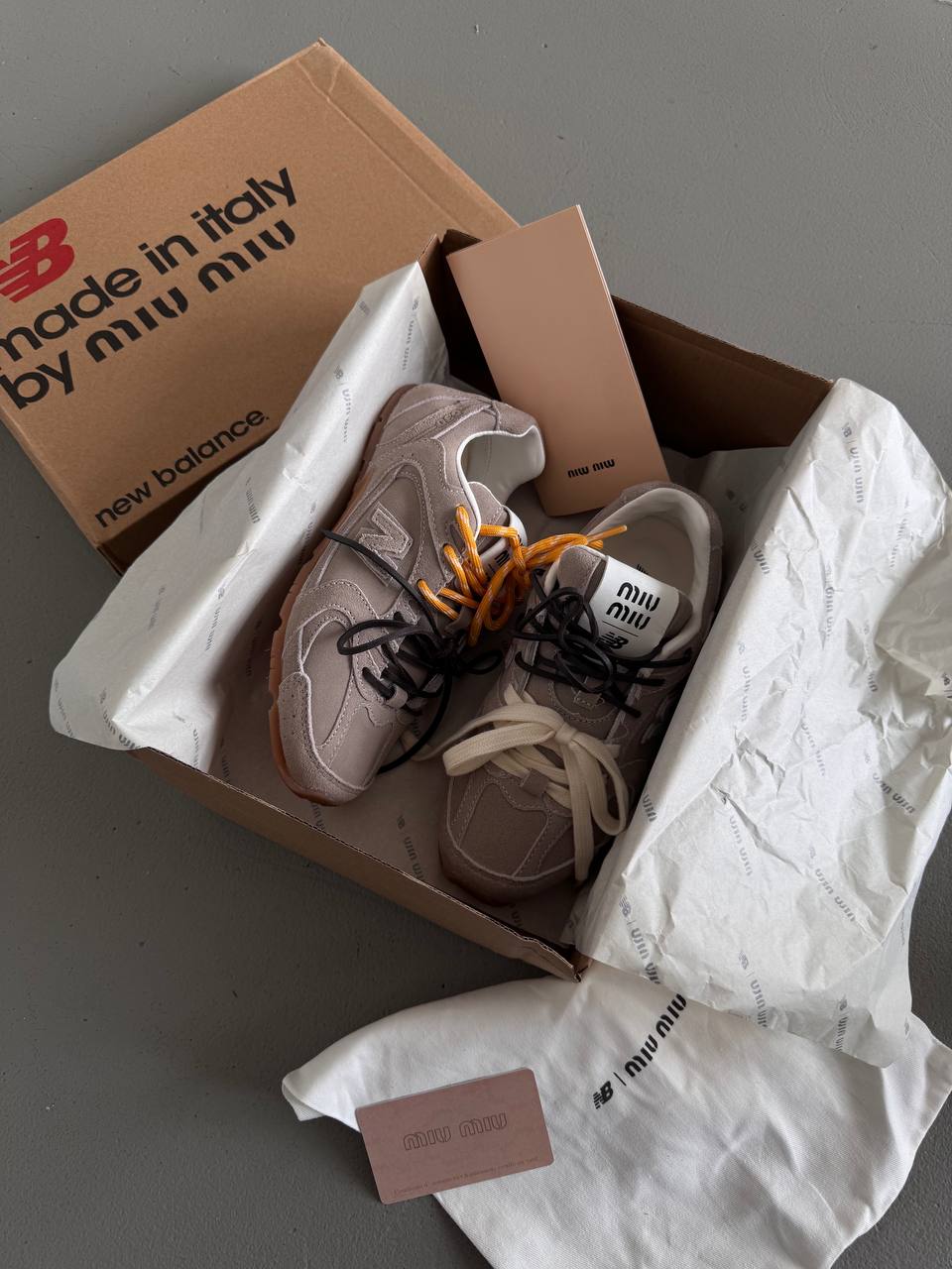 New balance 530 x Miu Miu — sand / orange