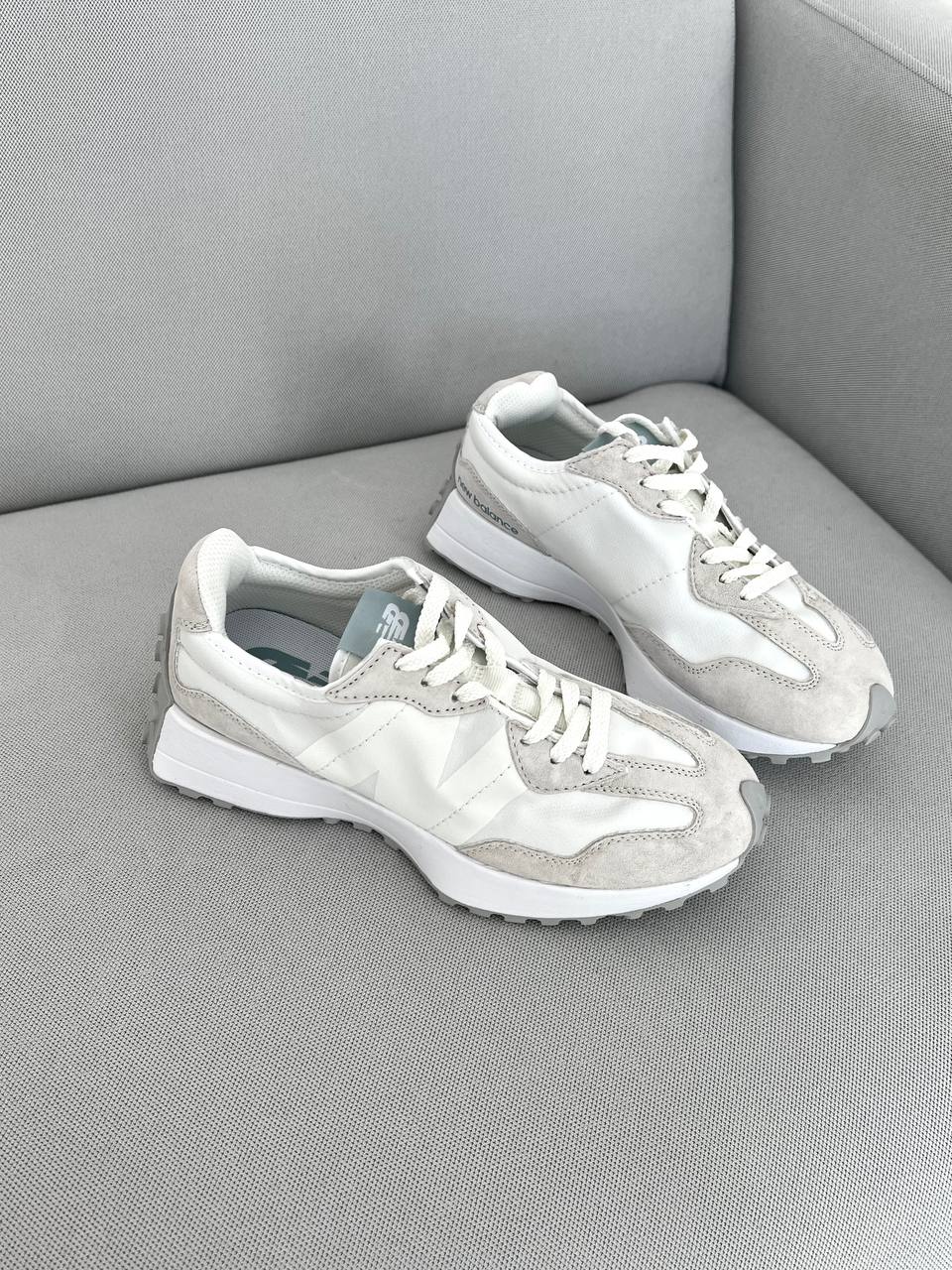 New Balance 327 white grey