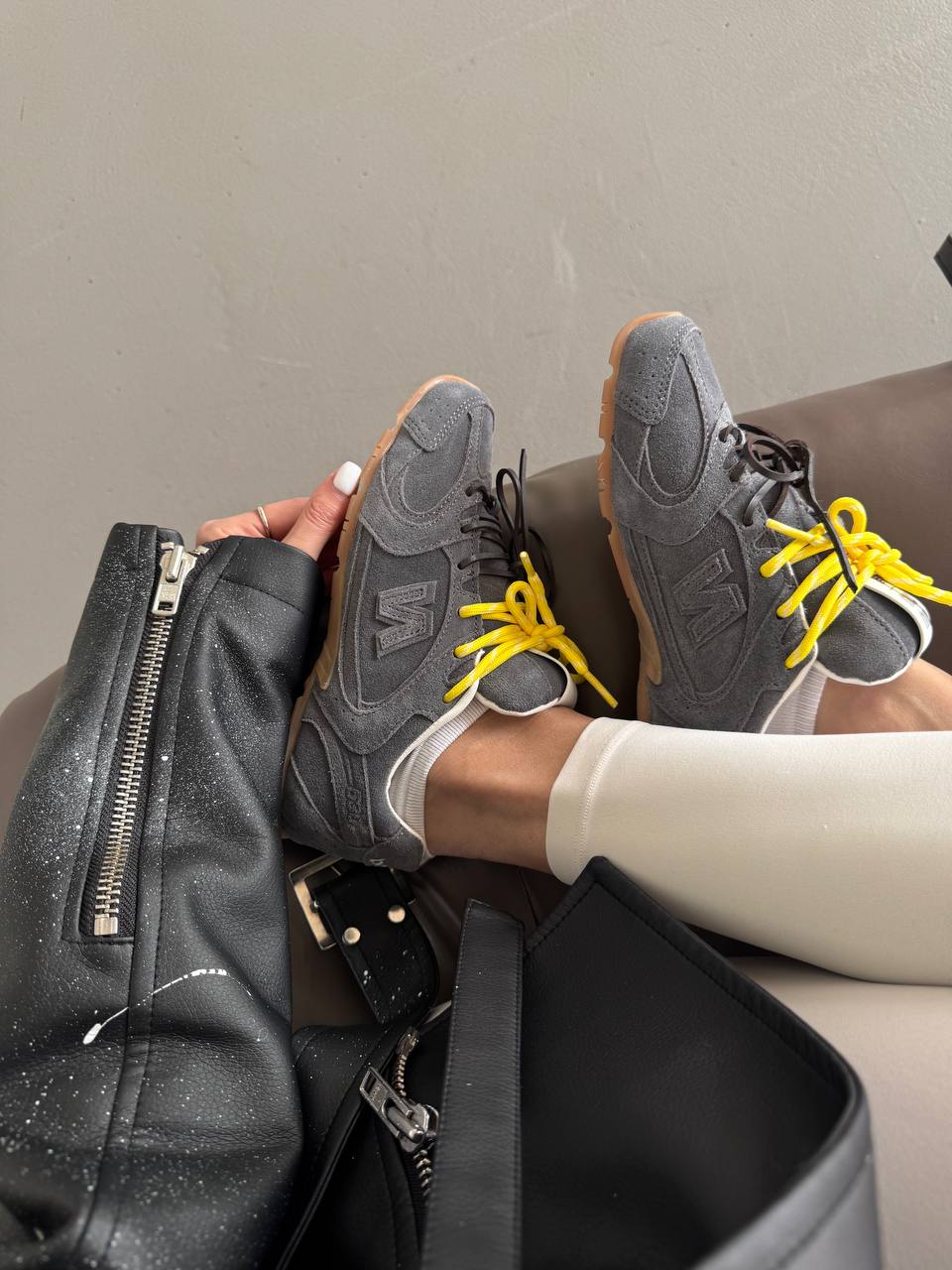 New balance 530 x Miu Miu graphite / yellow