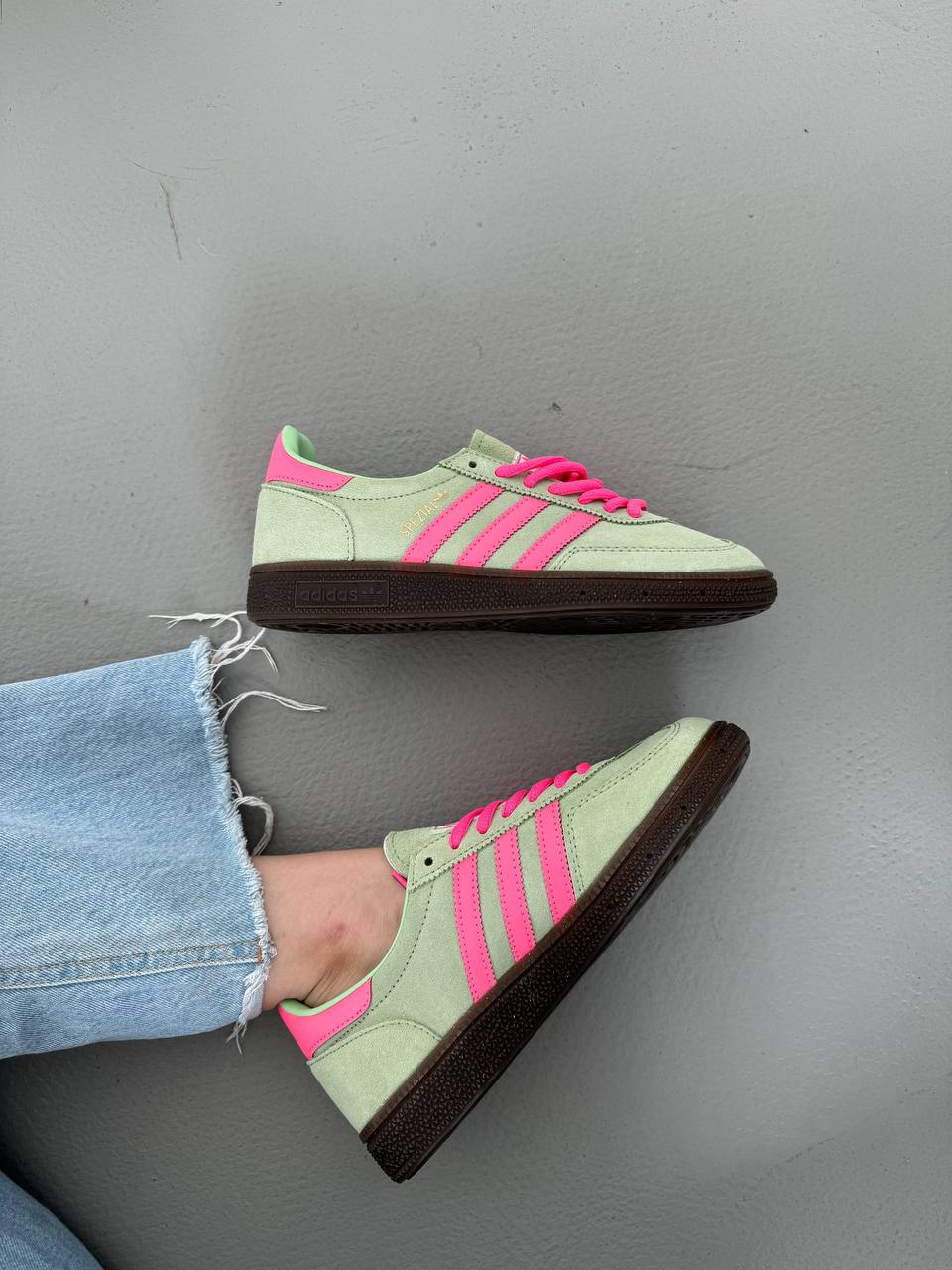 Adidas Spezial green pink