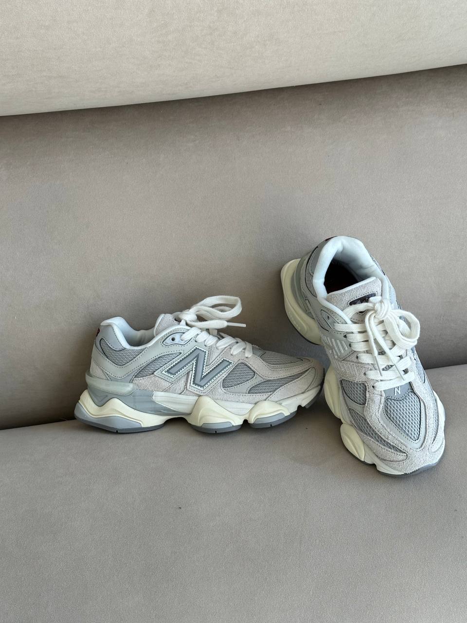 New Balance 9060 Light Grey