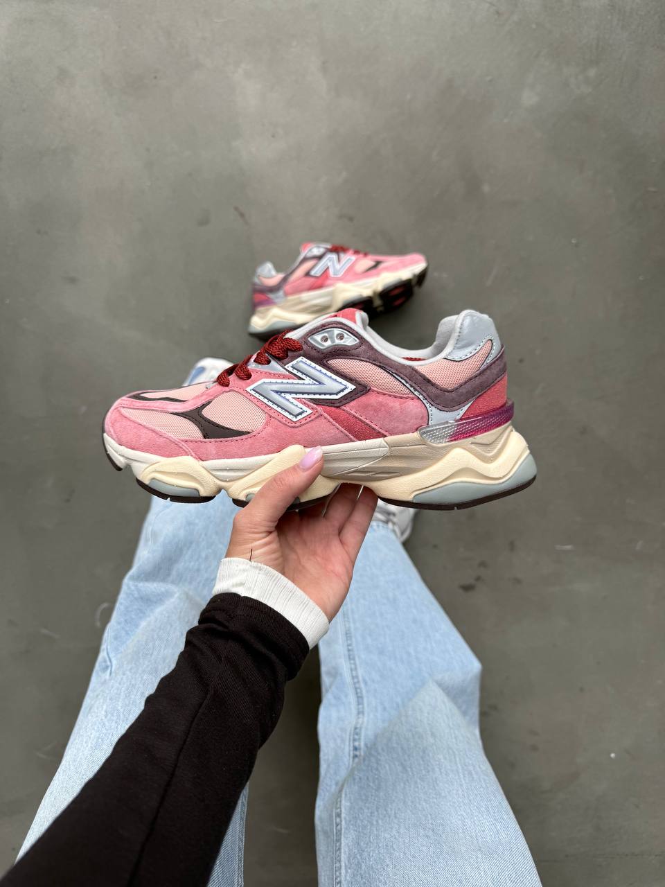 New Balance 9060 Red - pink