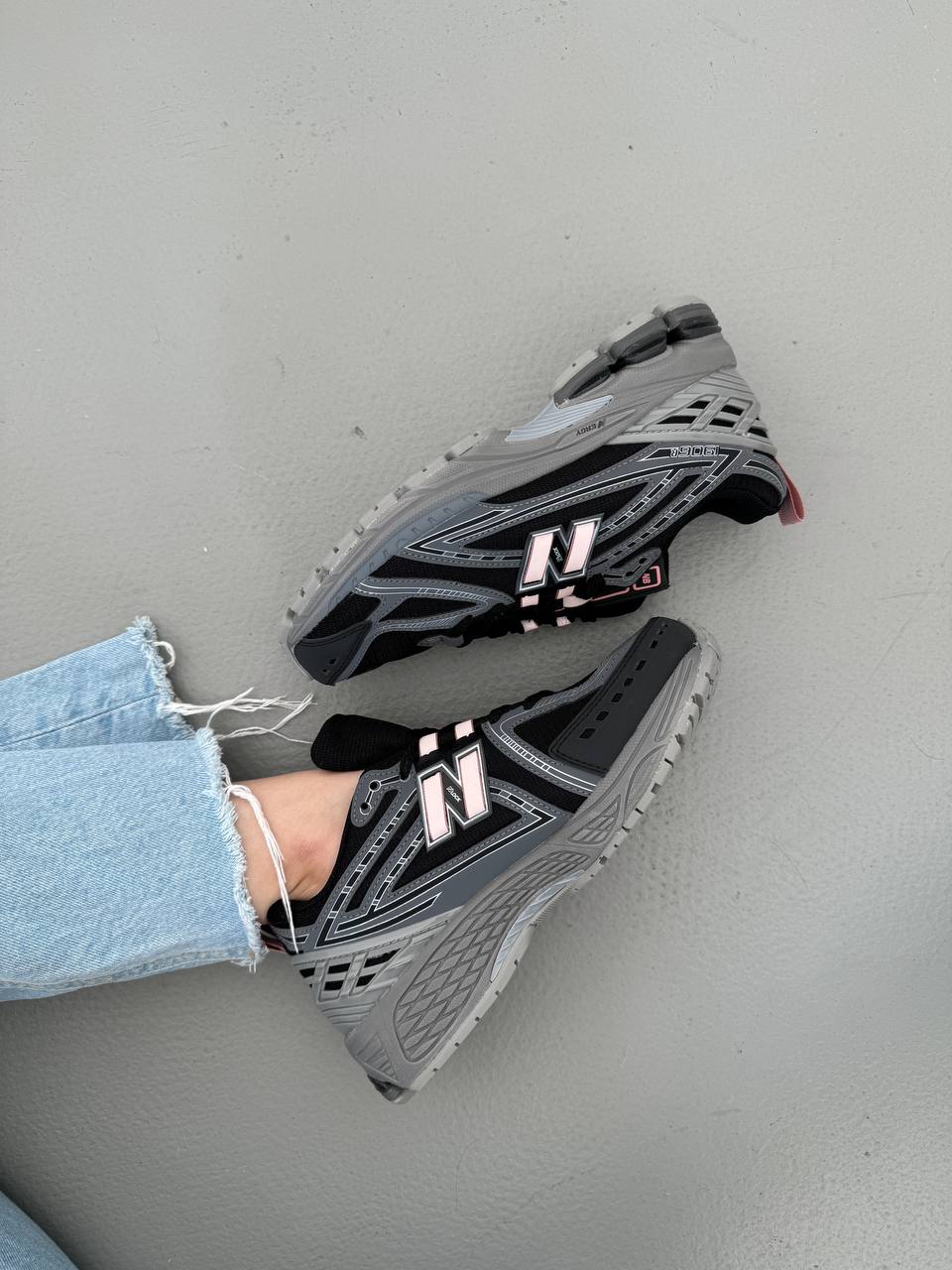 New Balance 1906D dark pink
