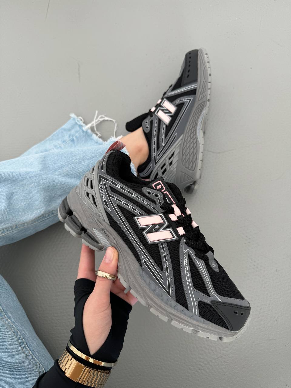 New Balance 1906D dark pink
