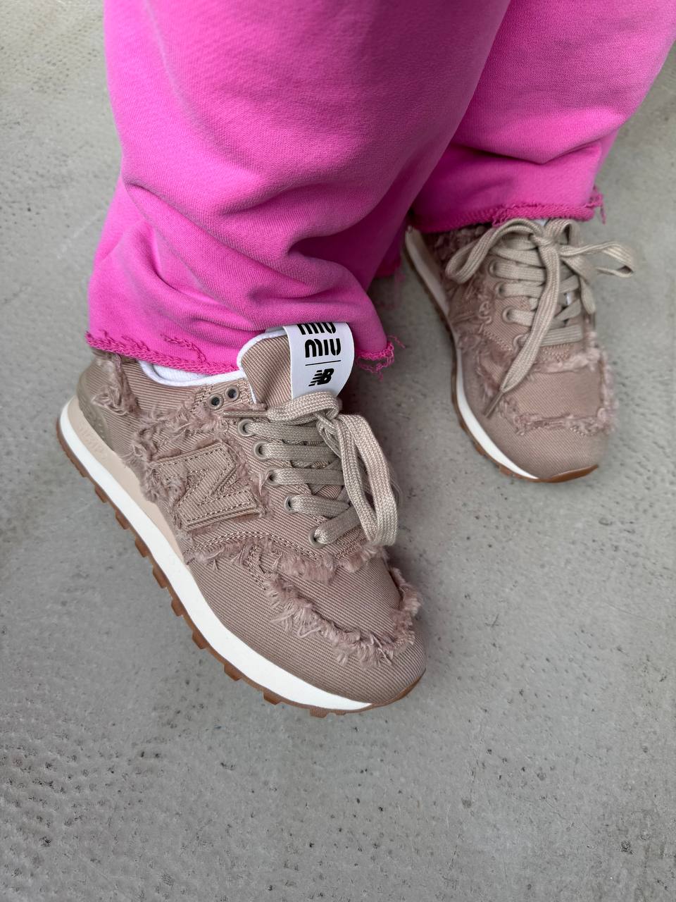 New balance 530 x Miu Miu BEIGE