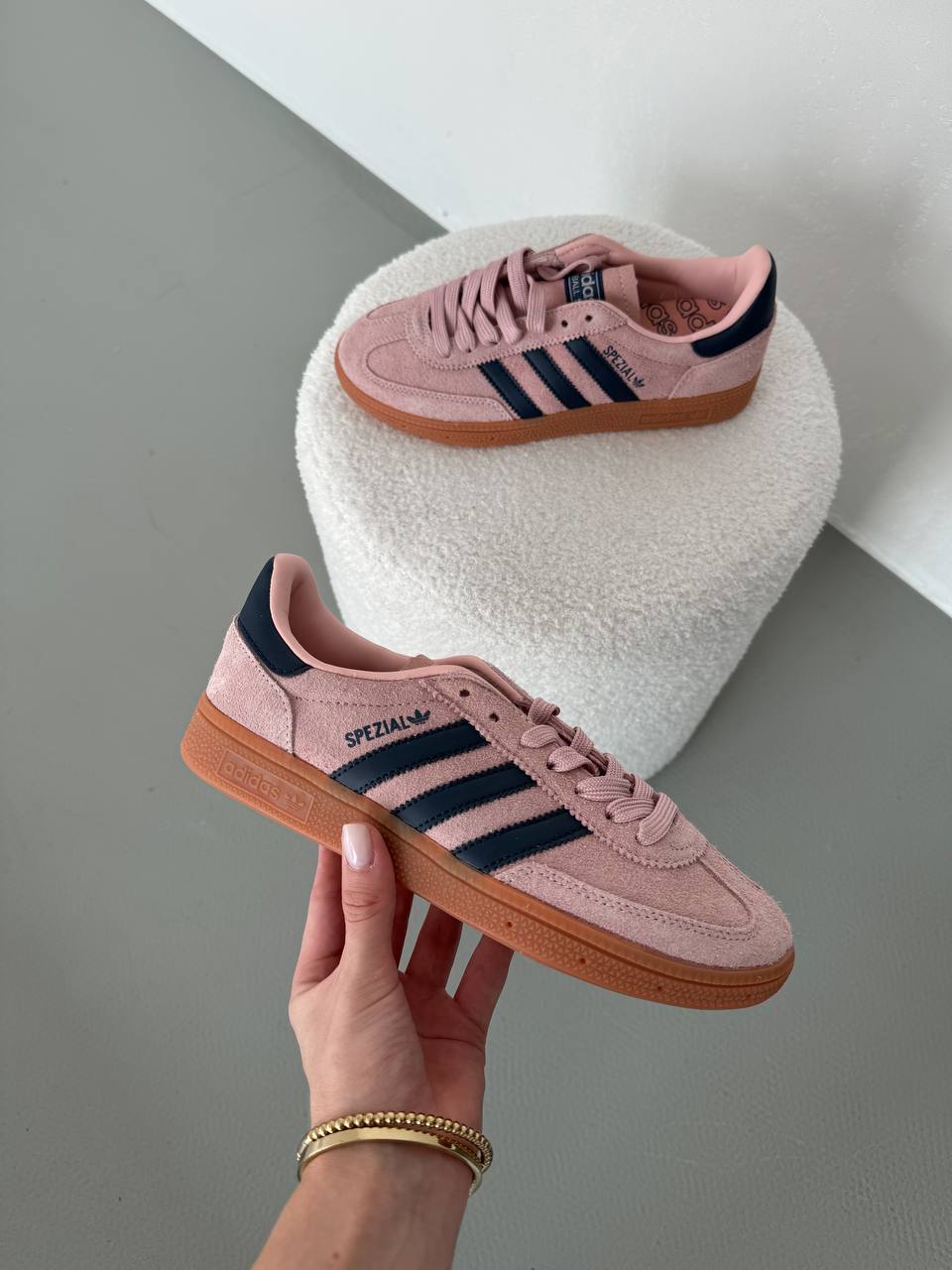 Adidas Spezial pink
