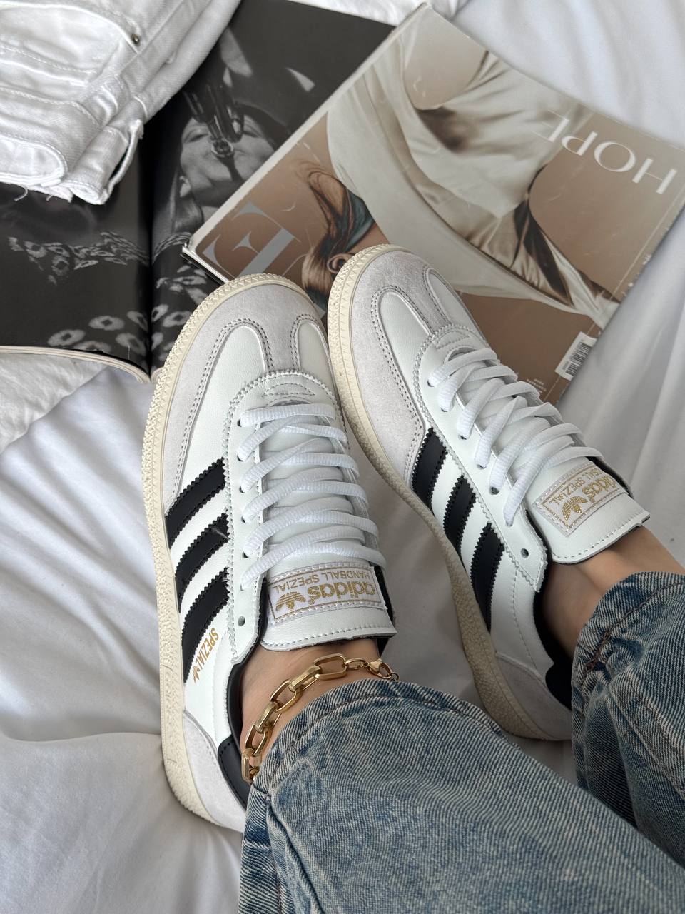Adidas Spezial white