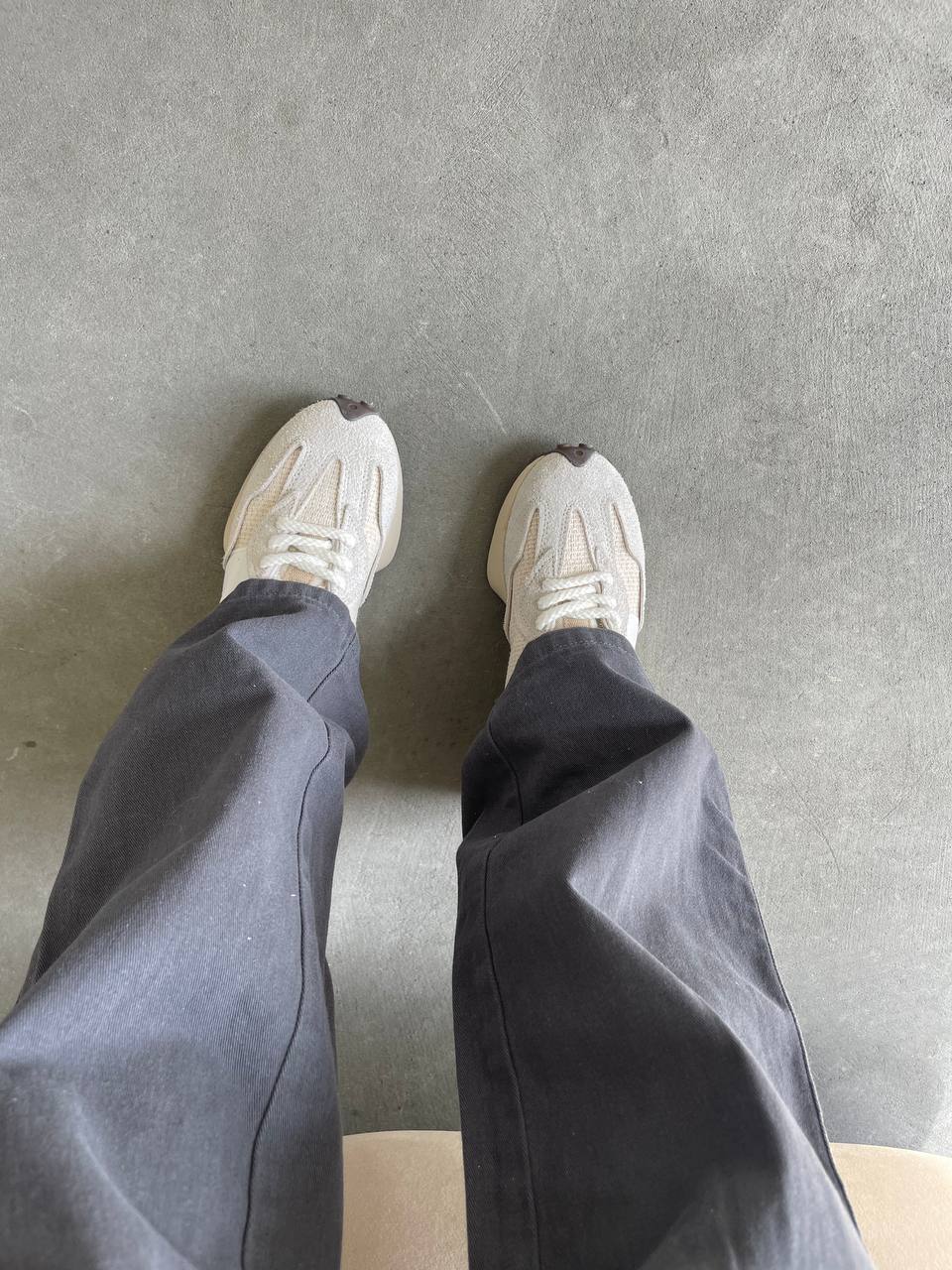 New Balance 327 Beige