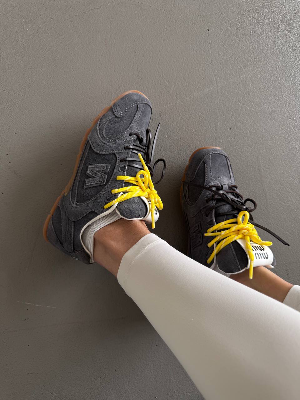 New balance 530 x Miu Miu graphite / yellow