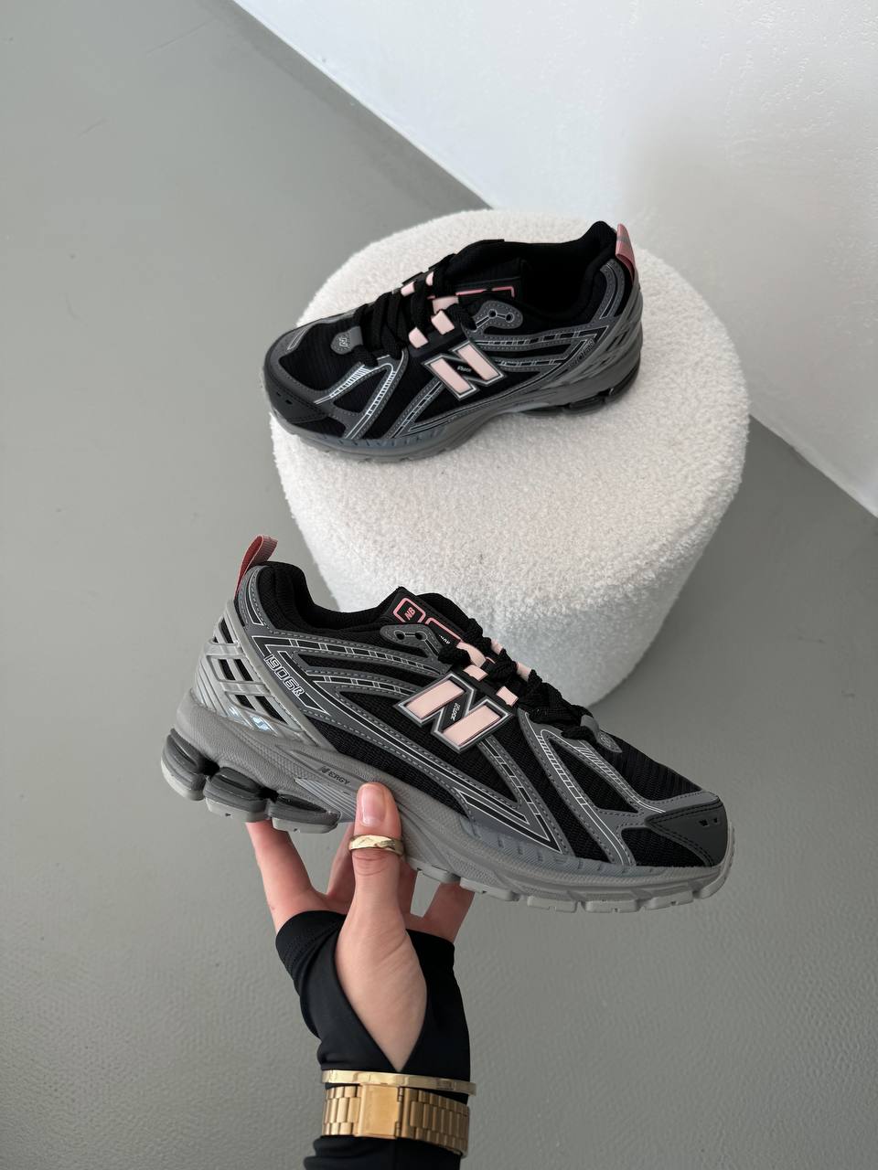 New Balance 1906D dark pink