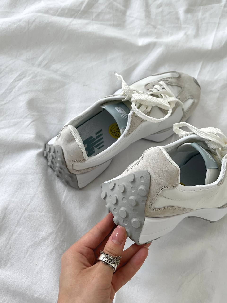 New Balance 327 white grey