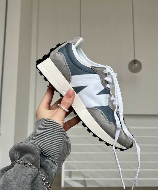 New Balance 327