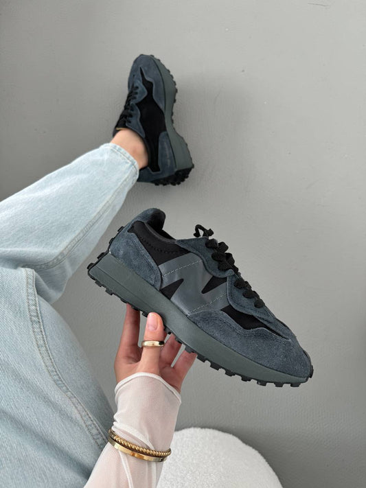 New Balance 327 black gray