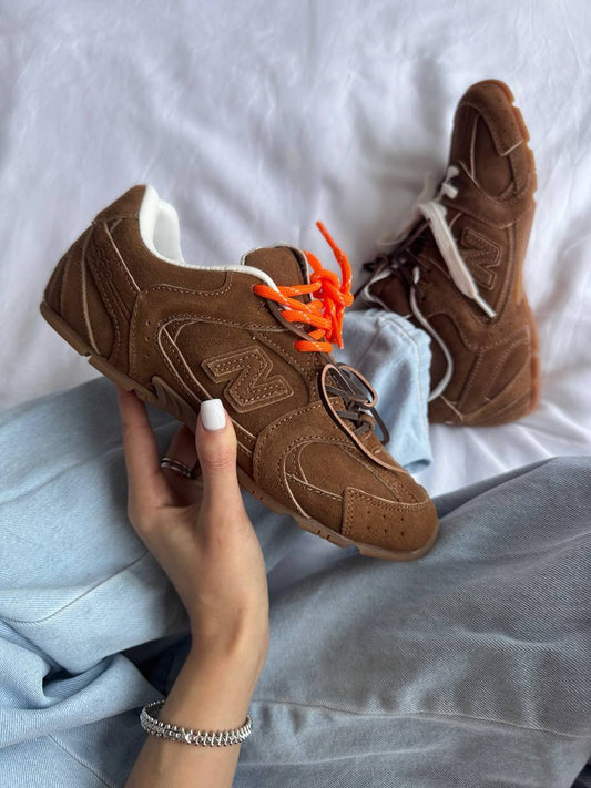 New balance 530 x Miu Miu  brown / orange