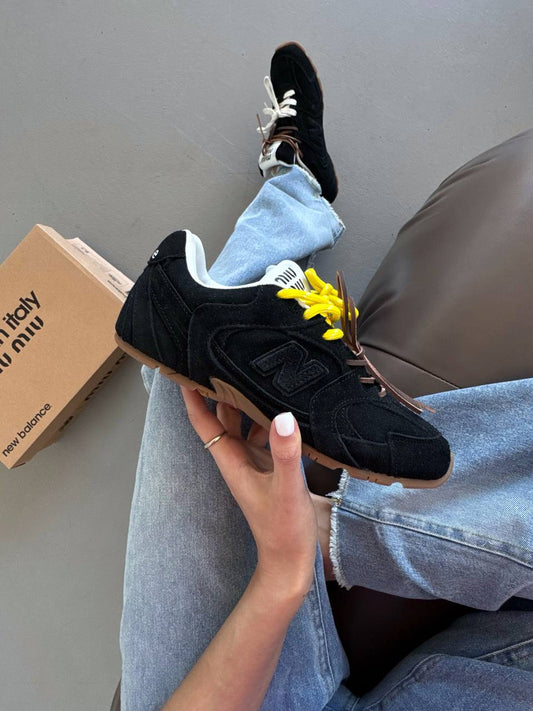New balance 530 x Miu Miu black / yellow