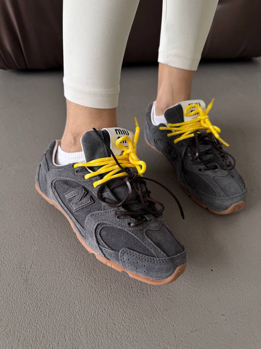 New balance 530 x Miu Miu graphite / yellow