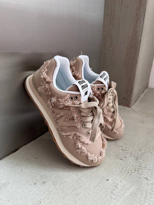 New balance 530 x Miu Miu BEIGE