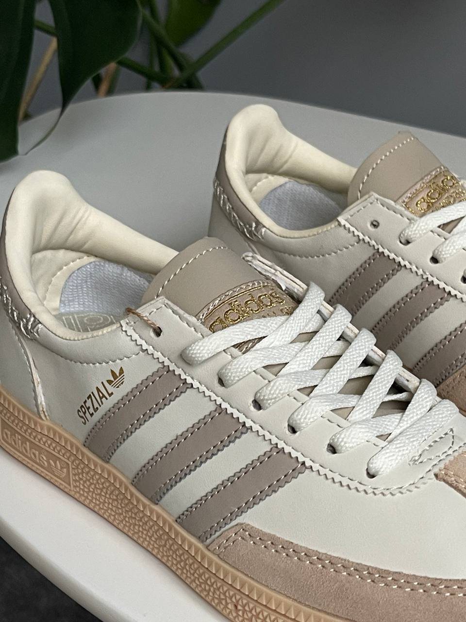Adidas  Spezial Handball Beige